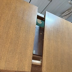おしゃれな伸ばせるダイニングテーブル　の画像