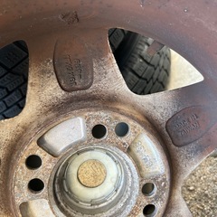 13インチ一応スタッドレスタイヤの画像