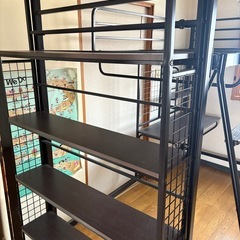 収納いっぱい多機能ロフトベッドの画像