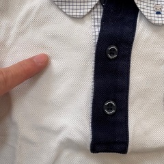 ファミリア半袖90シミありの画像