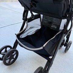 西松屋　　ベビーカー　スマートエンジェル　紺色の画像