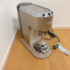 デディカ アルテ エスプレッソ・カプチーノメーカー ベージュ EC885J-BG ラテアートセットの画像