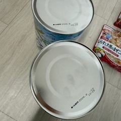 ぐんぐん　ミルク缶830g✖︎2　離乳食 セットの画像