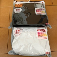 UNIQLO ヒートテック4枚セットの画像