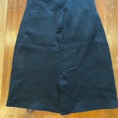 adidas タイトスカート 黒 サイドポケット付きの画像