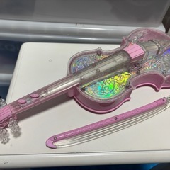 バイオリンのおもちゃ　女の子　早い者勝ちSALE‼️の画像