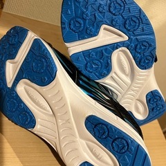 新品未使用　スニーカー　19cmの画像