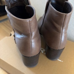 ing ショートブーツ皮靴の画像