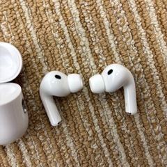 AirPods Pro 3本体+充電ケース、付属品全ての画像