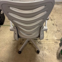 ¥0/09/オフィスチェア/肘掛け付き/椅子/グレーの画像