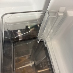 アイリスオーヤマ　23年　142リットルノンフロン冷凍冷蔵庫　IRSD-14A-Bの画像