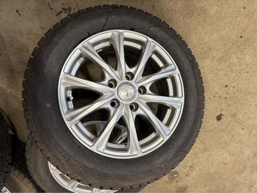 205/60R16 スタッドレス　アイスパートナー2 23年製　ホイール付き4本セット　バリ溝！