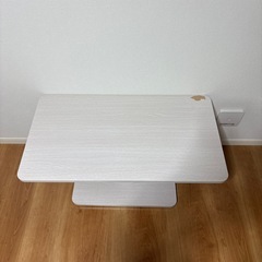 可動式テーブル　の画像