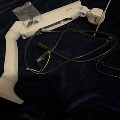 MSI MAG271C  湾曲モニター27インチの画像