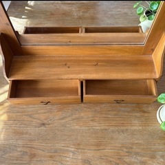 壁掛けミラー　鏡の画像