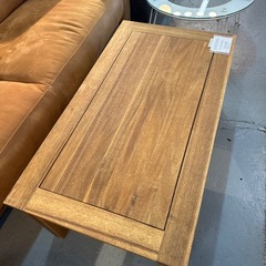 リビングテーブルの画像