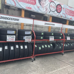 時給1250円～　タイヤ交換補助‼長期アルバイト募集！週３日から　各種手当あり。の画像