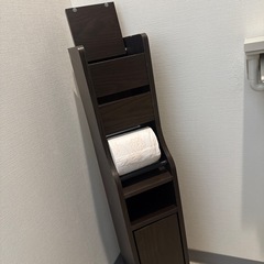 トイレ　収納棚の画像