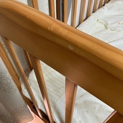 カトージ　ベビーベッドの画像