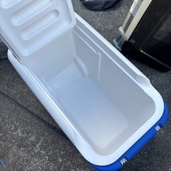 クーラーボックスの画像