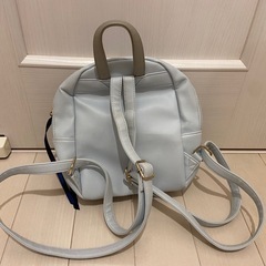 ❣️Disney❣️ディズニーストア公式 アリエル柄リュックの画像