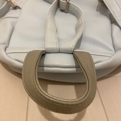 ❣️Disney❣️ディズニーストア公式 アリエル柄リュックの画像