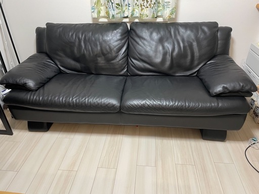 高級本革レザー　ブラック　3人掛け