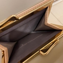 ❣️無料❣️CLASSIC & MODERN 三つ折り財布の画像