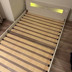 ローベッド　セミダブルベッドフレームの画像