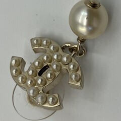 CHANEL シャネル ココマーク ピアス 07V フェイクパール ドロップ ゴールド 片耳のみの画像