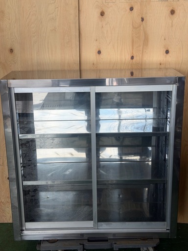 ガラス扉吊戸棚 コレクション