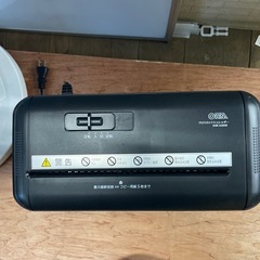 オーム電機 クロスカットシュレッダー SHR-X205Bの画像