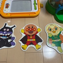 アンパンマン　知育玩具　パズル　の画像