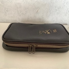 スヌーピー　宝島社　10ポケット　収納ポーチ PEANUTS ポーチ ブラウンの画像