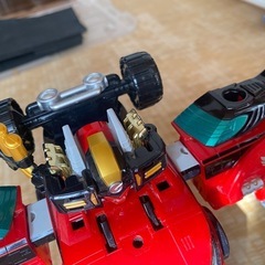 ゴーオンジャーロボットの画像