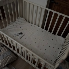 カトージ　ベビーベッド
の画像