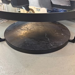 コーヒーテーブル　IKEAの画像