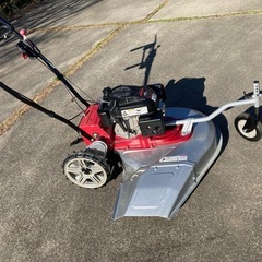 自走式草刈機の画像