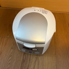 シャープ炊飯器の画像