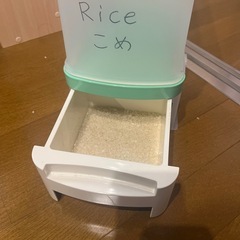 米びつ　10kgまで　手動の画像