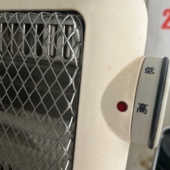 ヒーター足元電気ストーブの画像