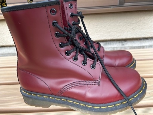 Dr. Martens 8ホールブーツ　バーガンディ