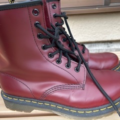 Dr. Martens 8ホールブーツ　バーガンディの画像