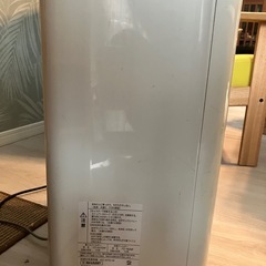 シャープ加湿空気清浄機KC-A70-Wの画像