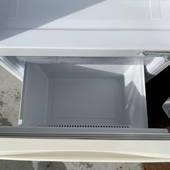 AQUA 冷蔵庫　2017年製　AQR-16Fの画像