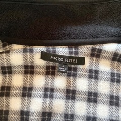 UNIQLO チェック柄 フリースジャケット　Lの画像