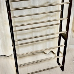 2段重ねもできる伸縮性シューズラック幅54㎝から99㎝まで伸びます❗️1段づつ別々に使用もできます
😊の画像