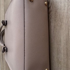 サマンサタバサ　ハンドバック ベージュ ポーチ付きの画像