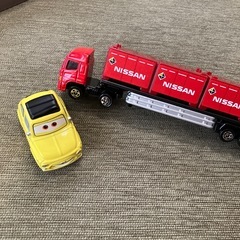 ライトニング・マックィーン、クルーズ・ラミレス、ジャクソン・ストーム プルバックカー カーズの画像