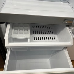 ☆ドリーム荒牧店☆ジモティー割引有☆【クリーニング済み】アクア/2ドア冷蔵庫/AQR-13M/126L/2022年製/中古品の画像